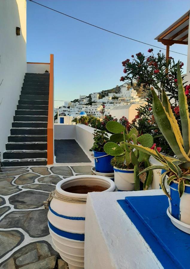 George'S Place Chora de Ios Exterior foto