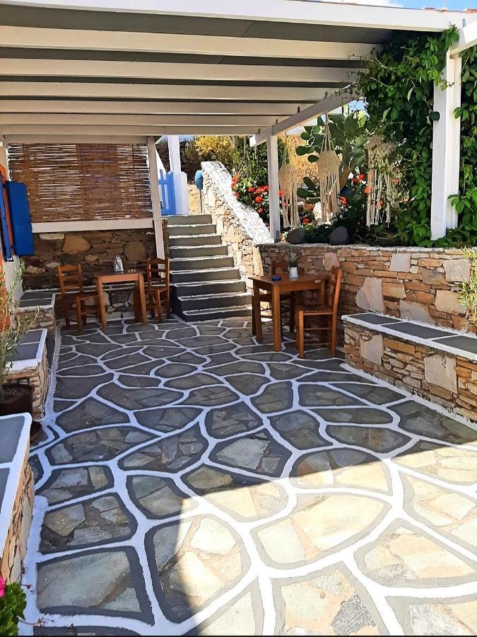 George'S Place Chora de Ios Exterior foto